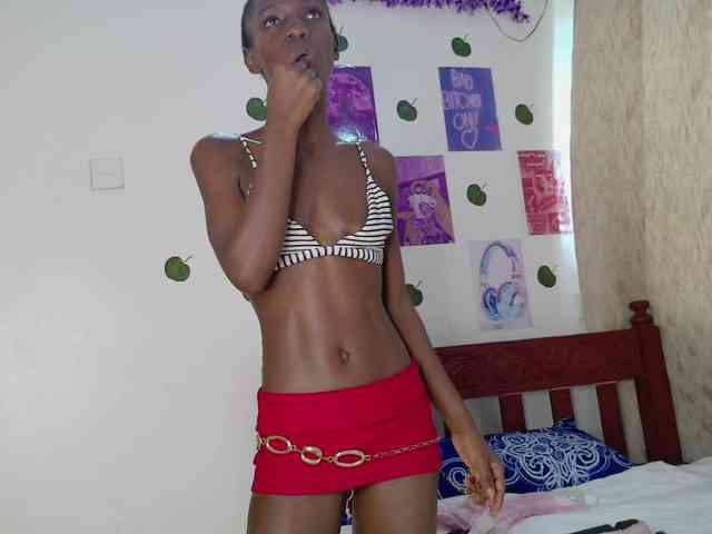 Model: LupitaLyon