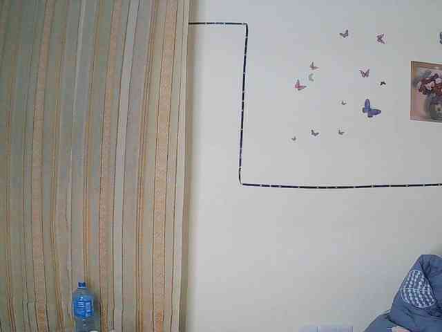 LupitaLyon webcam