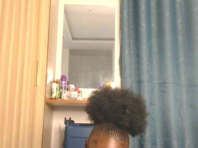 Lupita_L webcam