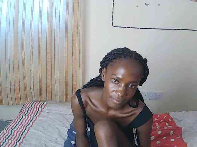 Model: LupitaLyon