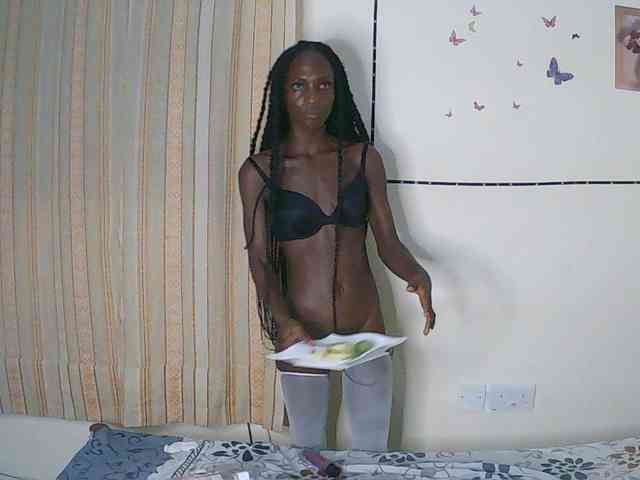 Model: LupitaLyon