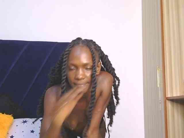 Lupita_L webcam