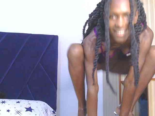 Lupita_L webcam