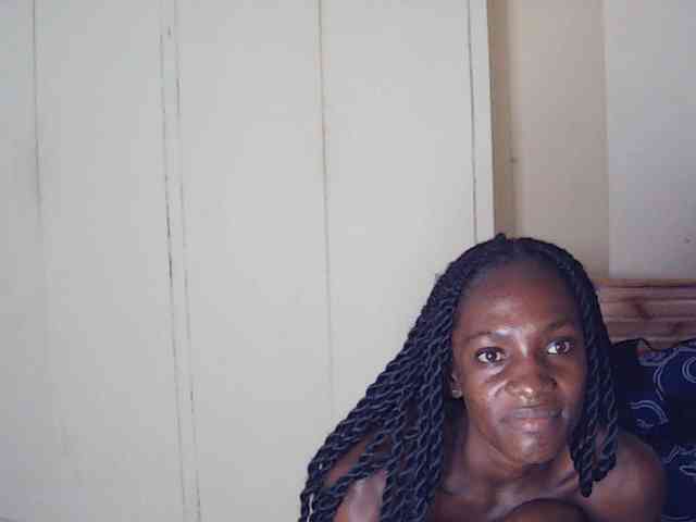 Model: LupitaLyon