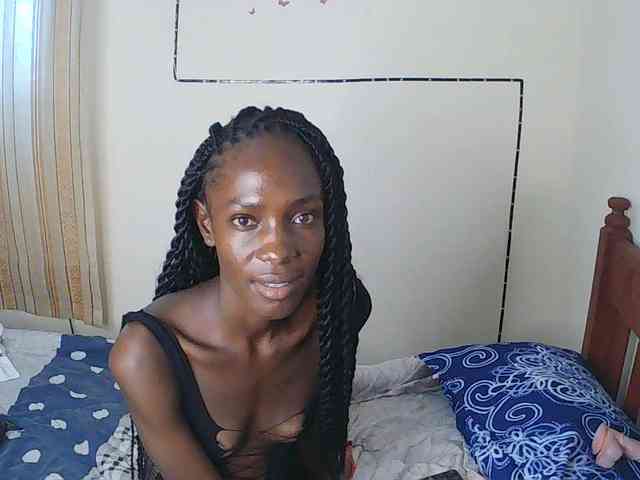 Model: LupitaLyon