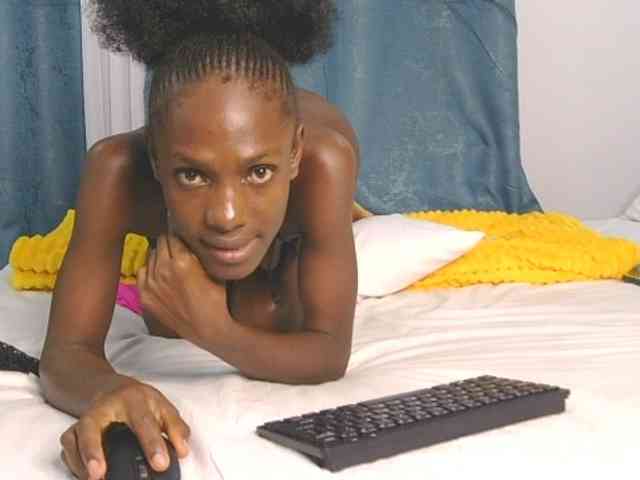 Lupita_L