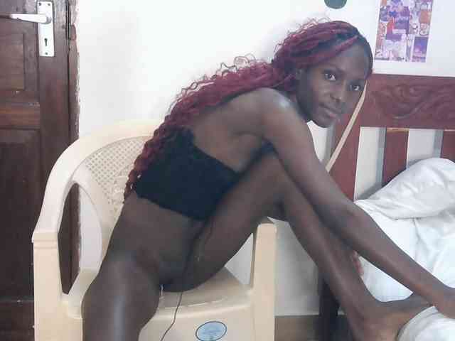 Model: LupitaLyon