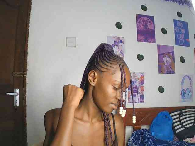 Model: LupitaLyon