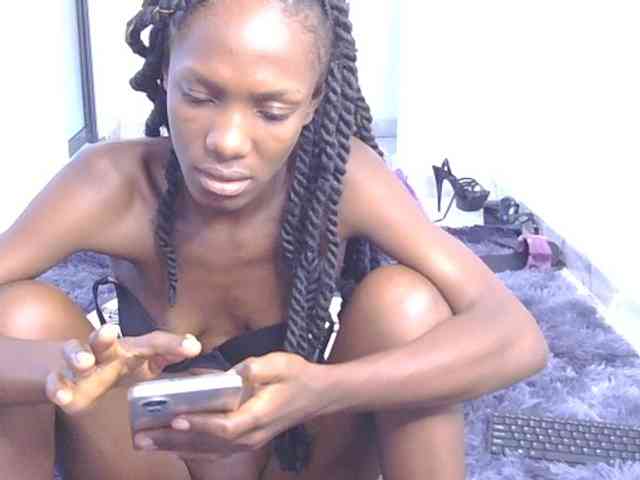 Lupita_L