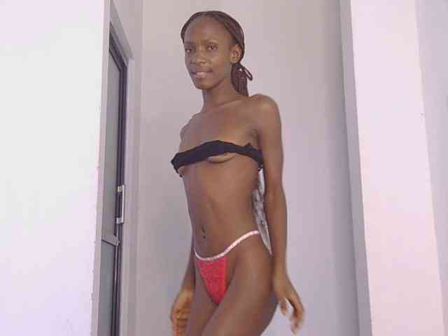 Lupita_L webcam
