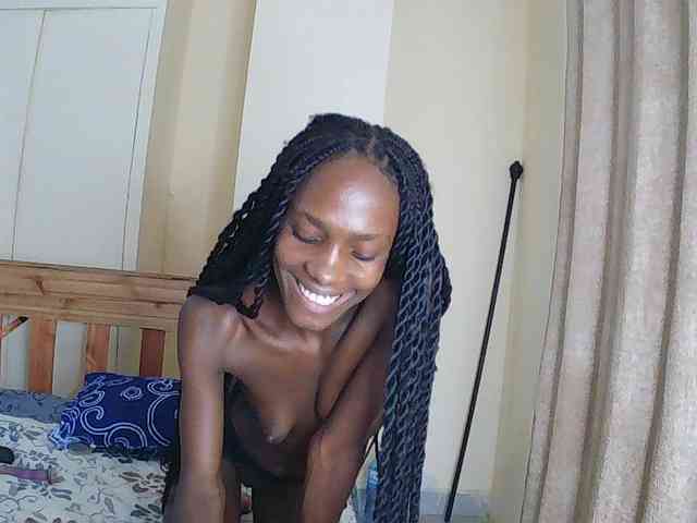 Model: LupitaLyon