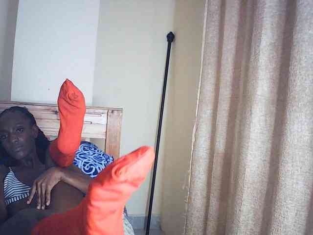 LupitaLyon webcam