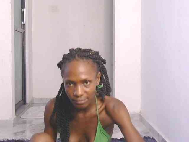 Lupita_L