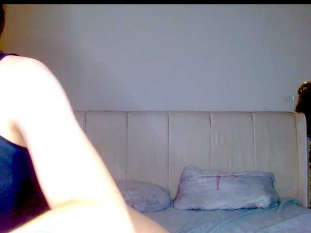 Flora483 live webcam show