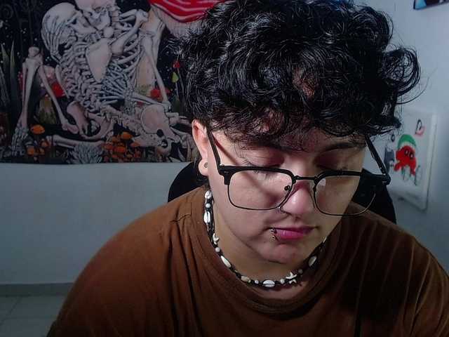 franki-reich live cam on BongaCams