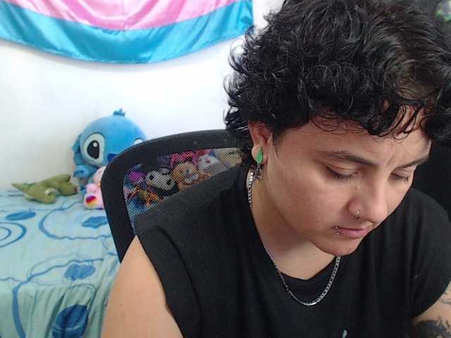 franki-reich live cam on BongaCams