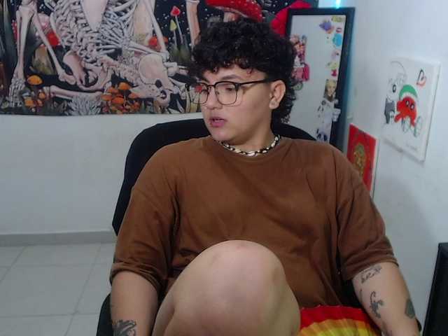 franki-reich live cam on BongaCams
