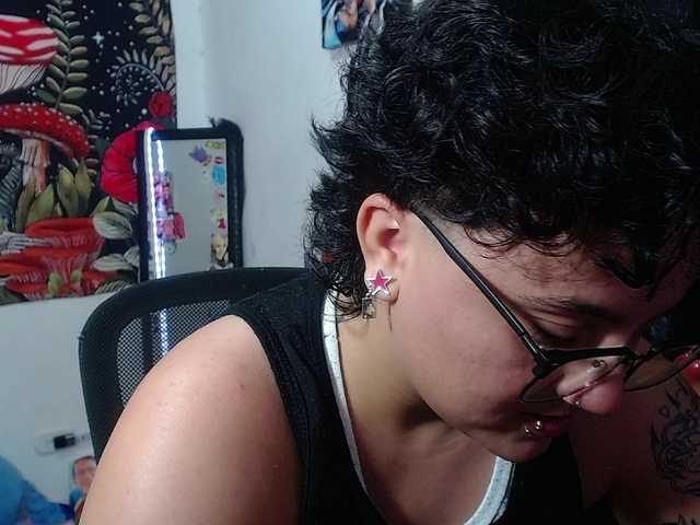 franki-reich live cam on BongaCams