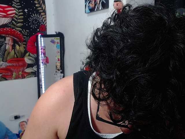 franki-reich live cam on BongaCams