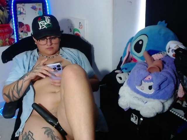 franki-reich live cam on BongaCams