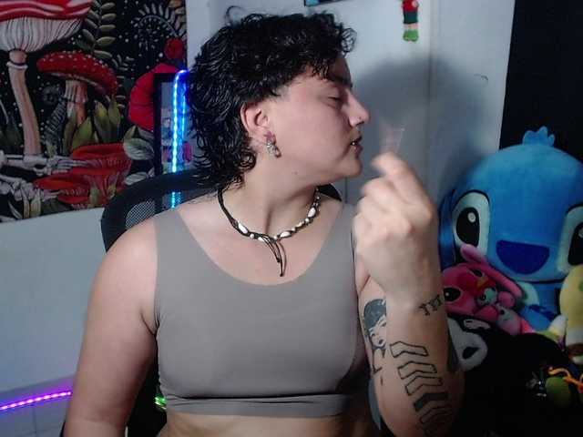 franki-reich live cam on UnifiedCams