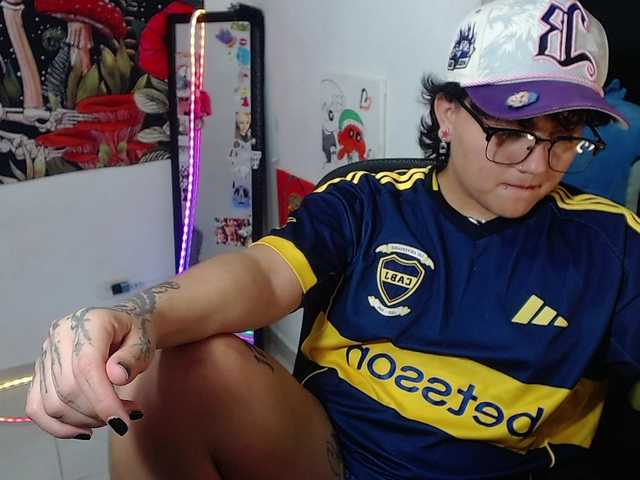 franki-reich live cam on BongaCams
