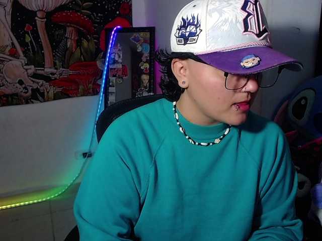 franki-reich live cam on BongaCams