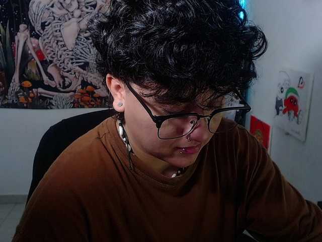 franki-reich live cam on BongaCams