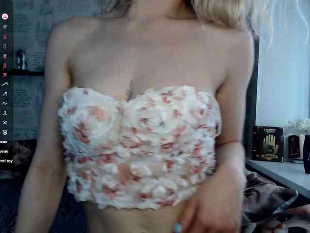 DeirdreCartland webcam