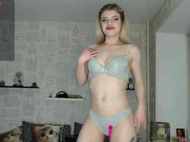 DeirdreCartland webcam