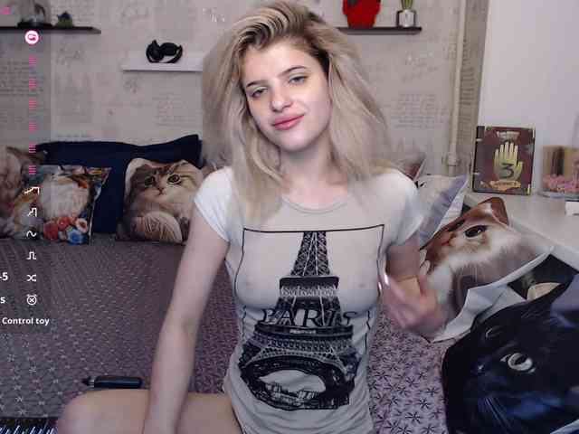 DeirdreCartland webcam