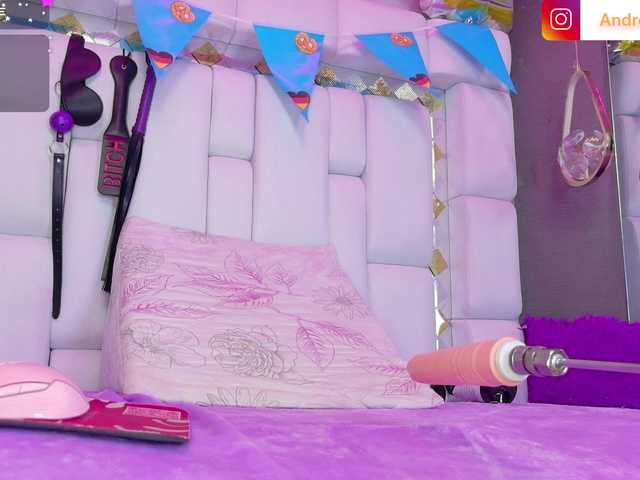 Andromeedas — live female cam