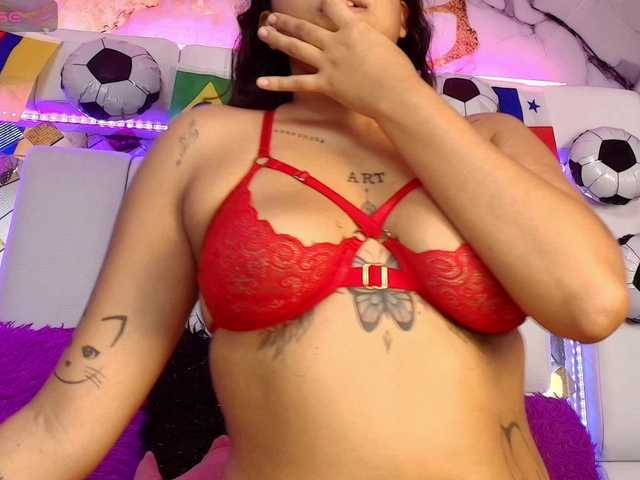 Andromeedas live cam on BongaCams