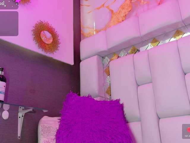 Andromeedas live cam on BongaCams