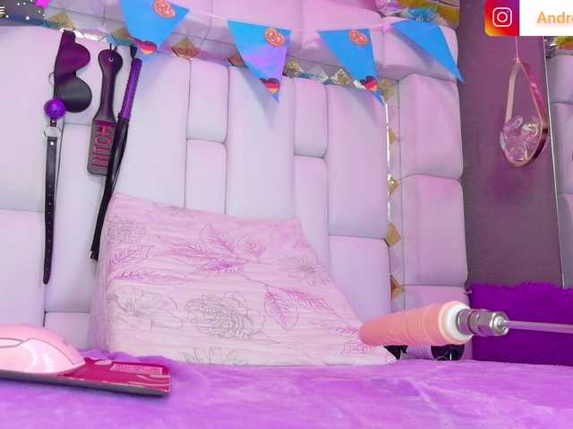 Andromeedas — live female cam