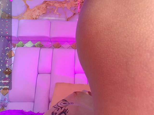 Andromeedas live cam on BongaCams