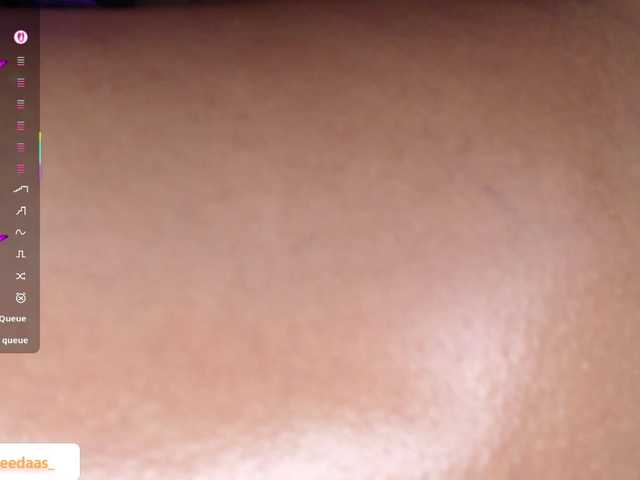 le modèle Andromeedas est en webcam porno dans un show sur le site bongacams, il possède les tags suivants: Latino/Hispanic,Brunette,Shaved