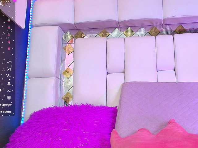 Andromeedas live cam on BongaCams