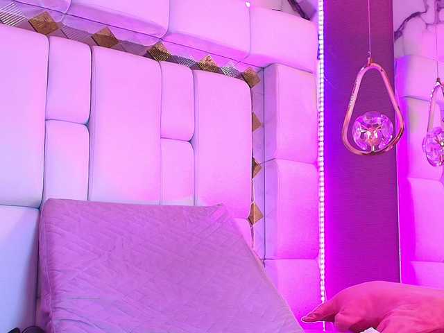 Andromeedas live cam on BongaCams