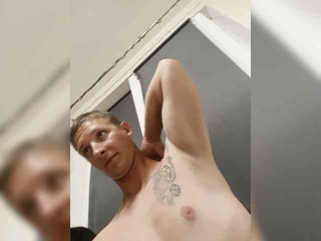 Thyfas199 Live Webcam on BongaCams
