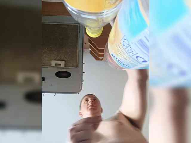 Thyfas199 Live Webcam on BongaCams