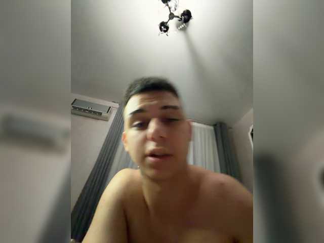Chipikswkw live cam on BongaCams
