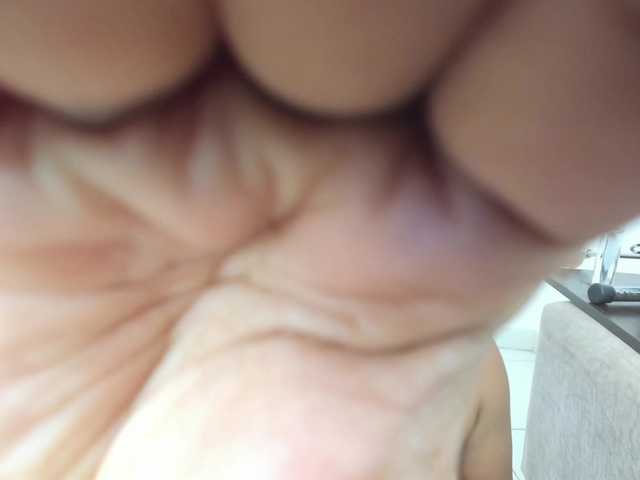 curvylattina live cam on BongaCams