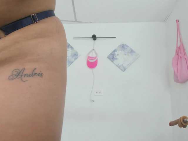 curvylattina live cam on BongaCams