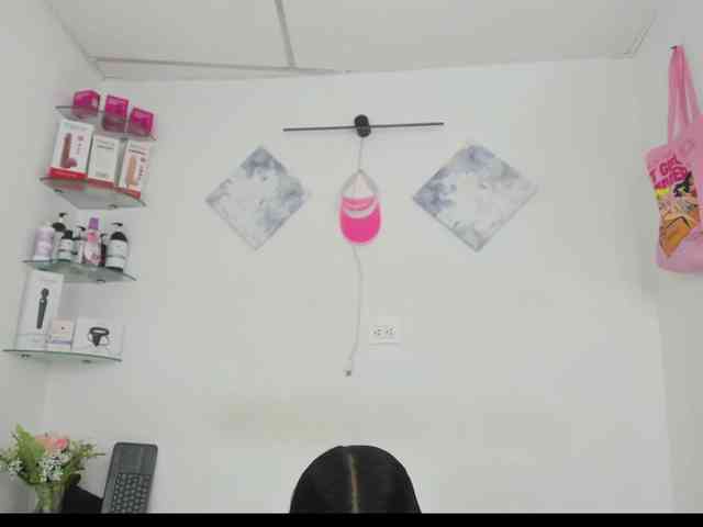 curvylattina webcam