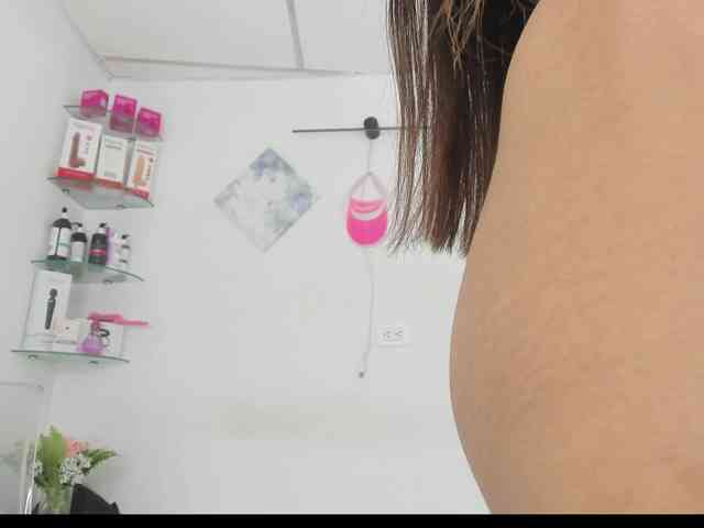 curvylattina webcam