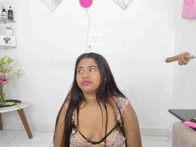 curvylattina webcam