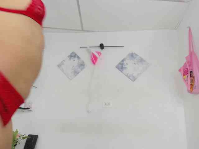 curvylattina webcam