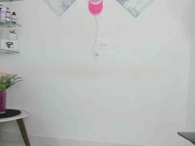 curvylattina webcam
