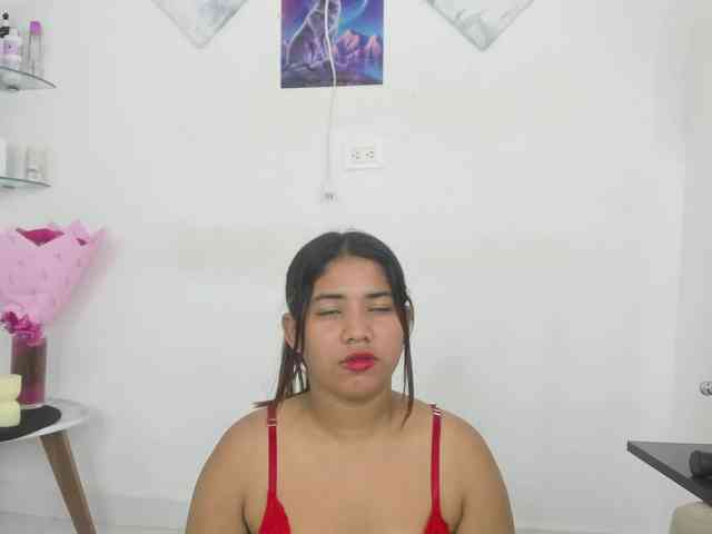 curvylattina webcam